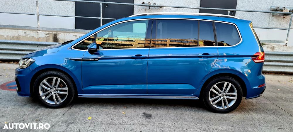 Volkswagen Touran - 34