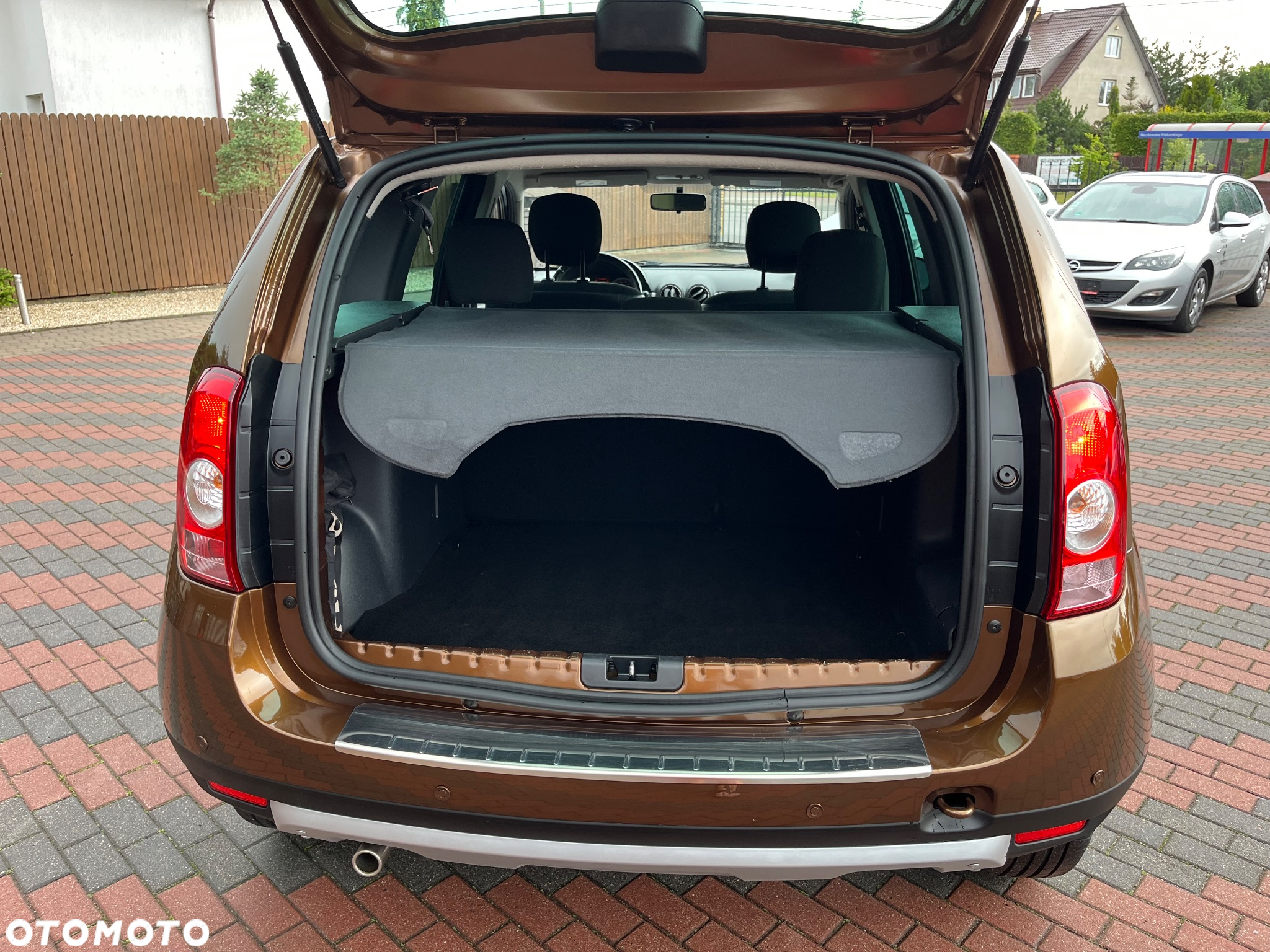 Dacia Duster 1.6 Laureate - 28
