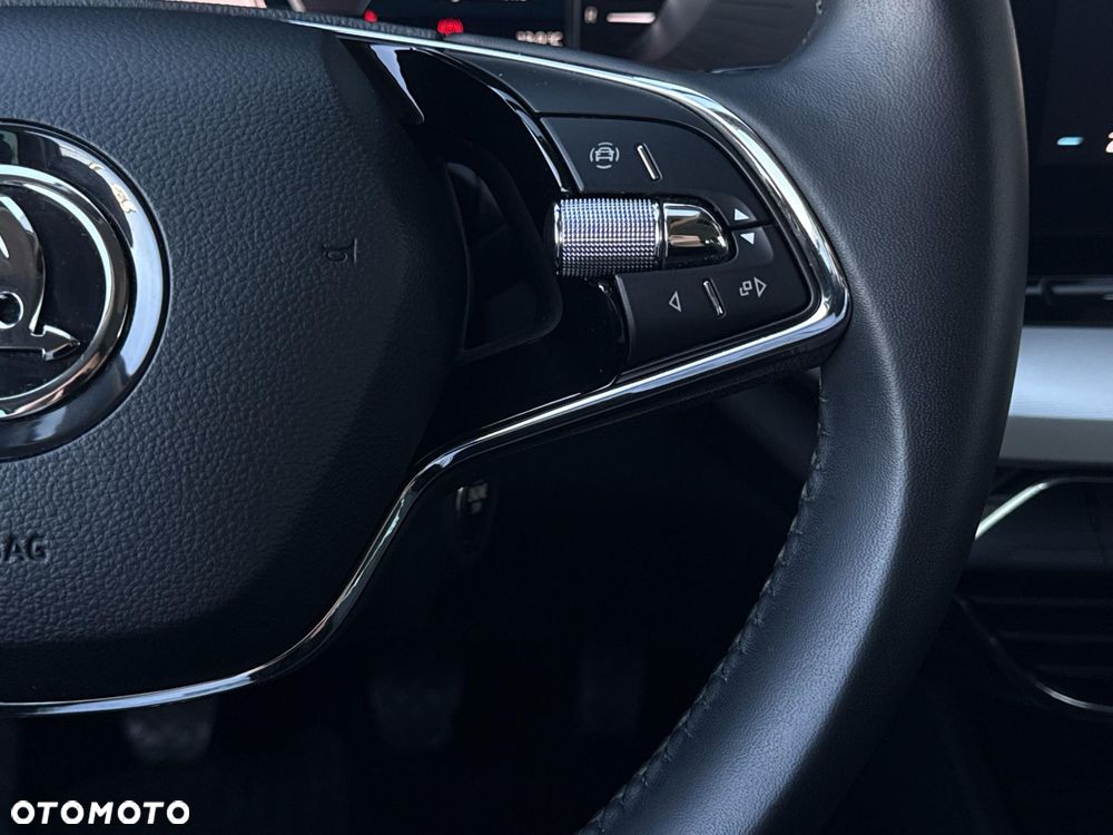 Skoda Octavia 1.5 TSI ACT Style - 23