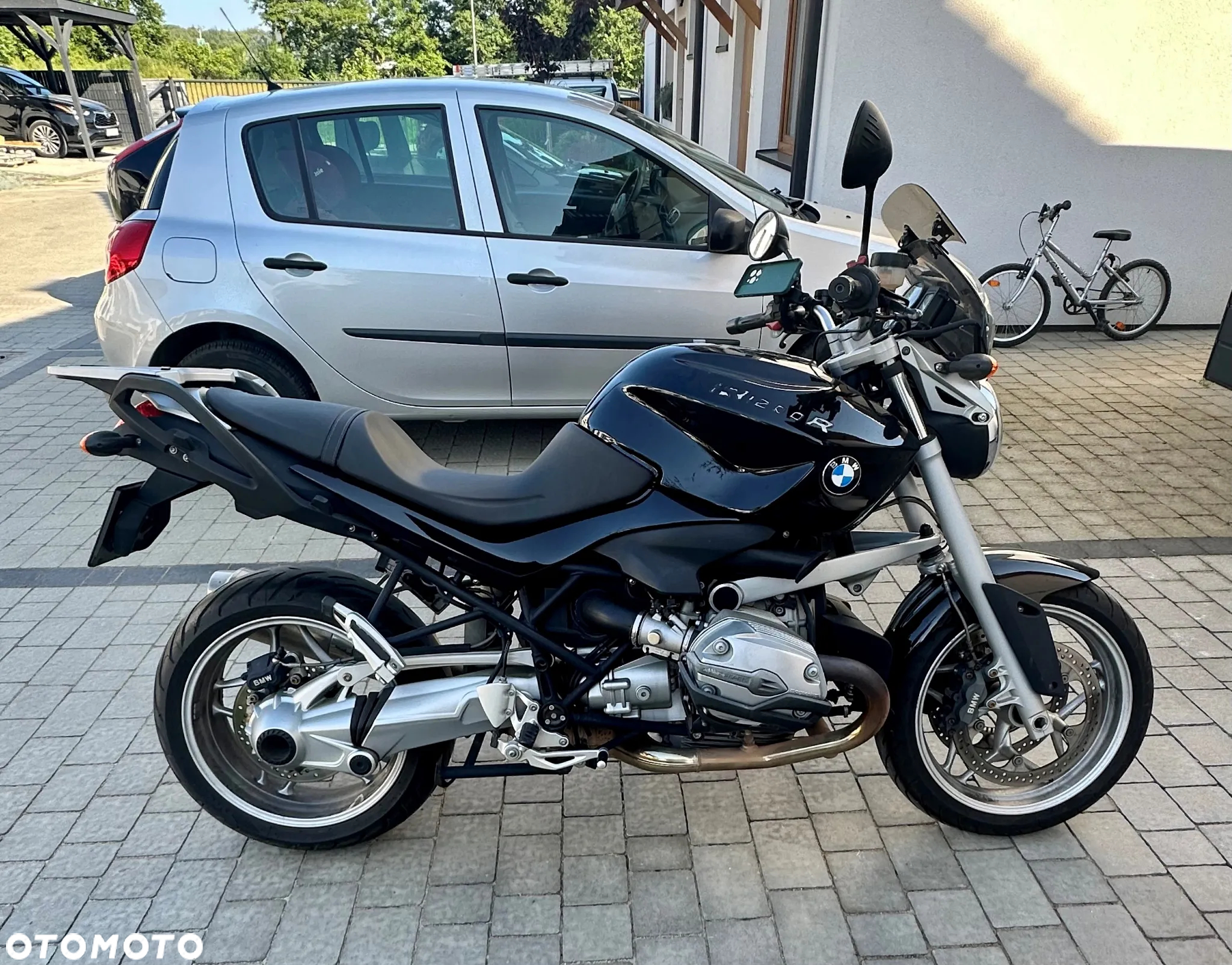 BMW R - 8
