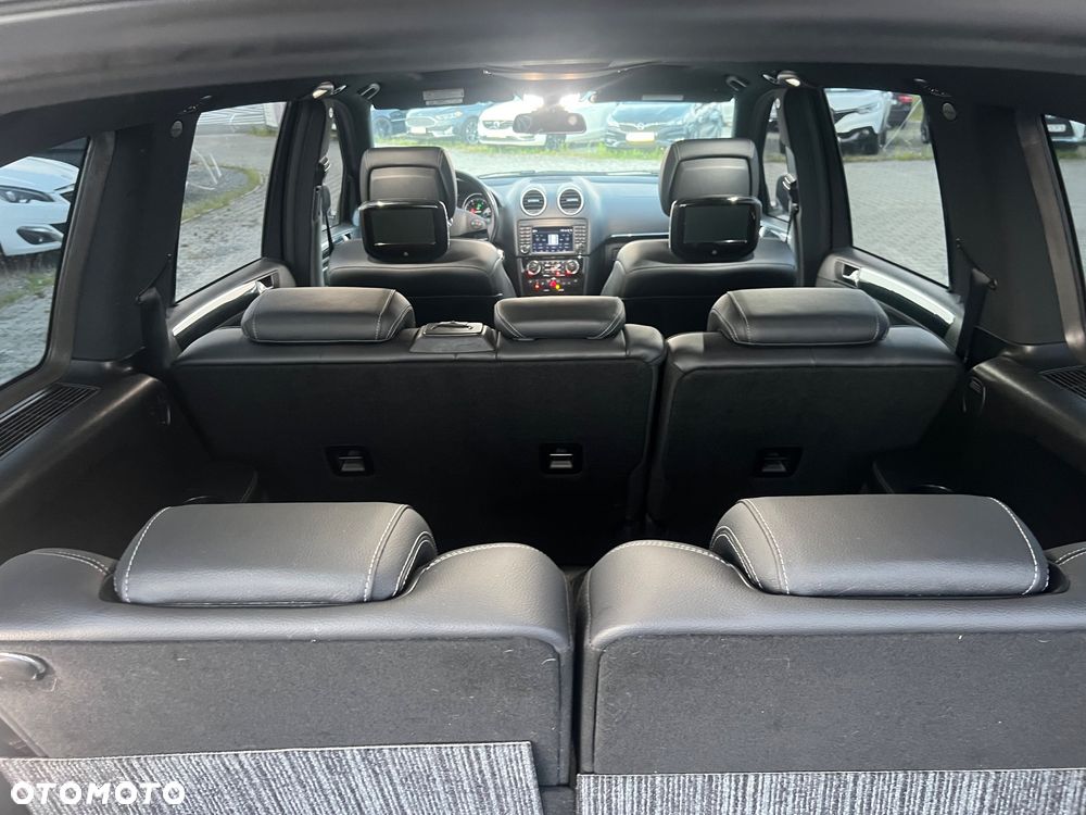 Mercedes-Benz GL 350 BlueTEC 4-Matic - 32