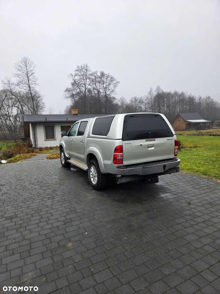 Toyota Hilux 3.0 D-4D Invincible - 5