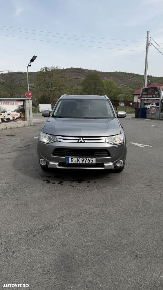 Mitsubishi Outlander 2.2L DI-D 6AT 4WD Intense+ A04 - 2