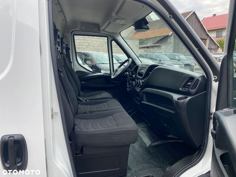 Iveco DAILY - 10