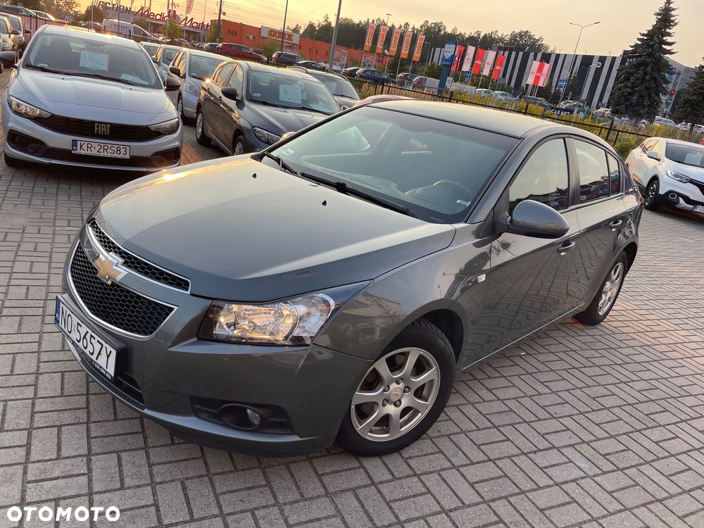 Chevrolet Cruze - 4