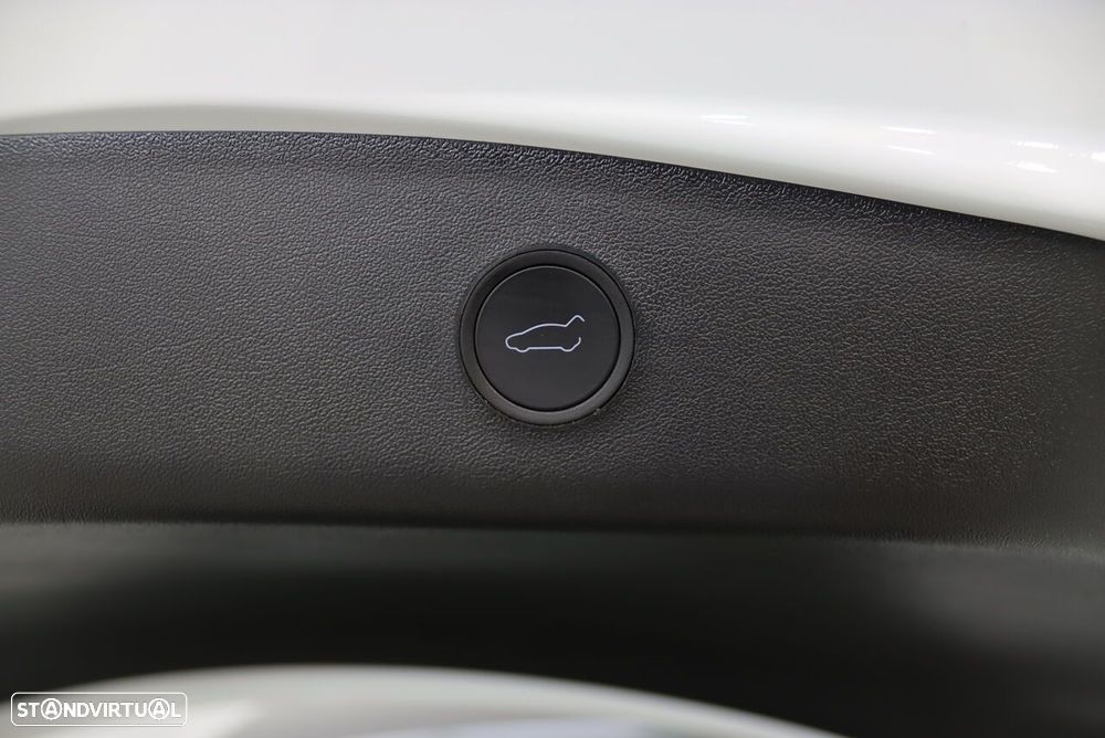 Tesla Model 3 Long Range RWD - 38