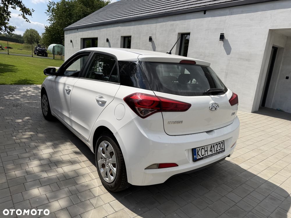 Hyundai i20 - 3