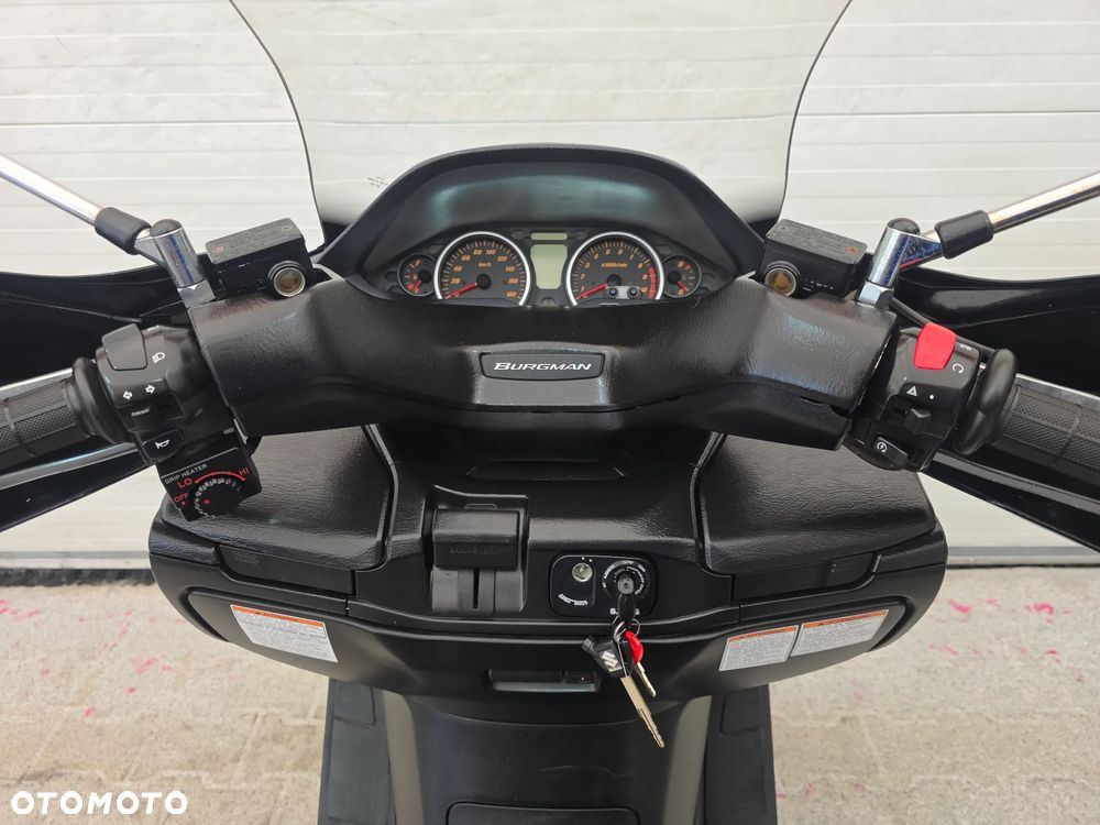 Suzuki Burgman - 30