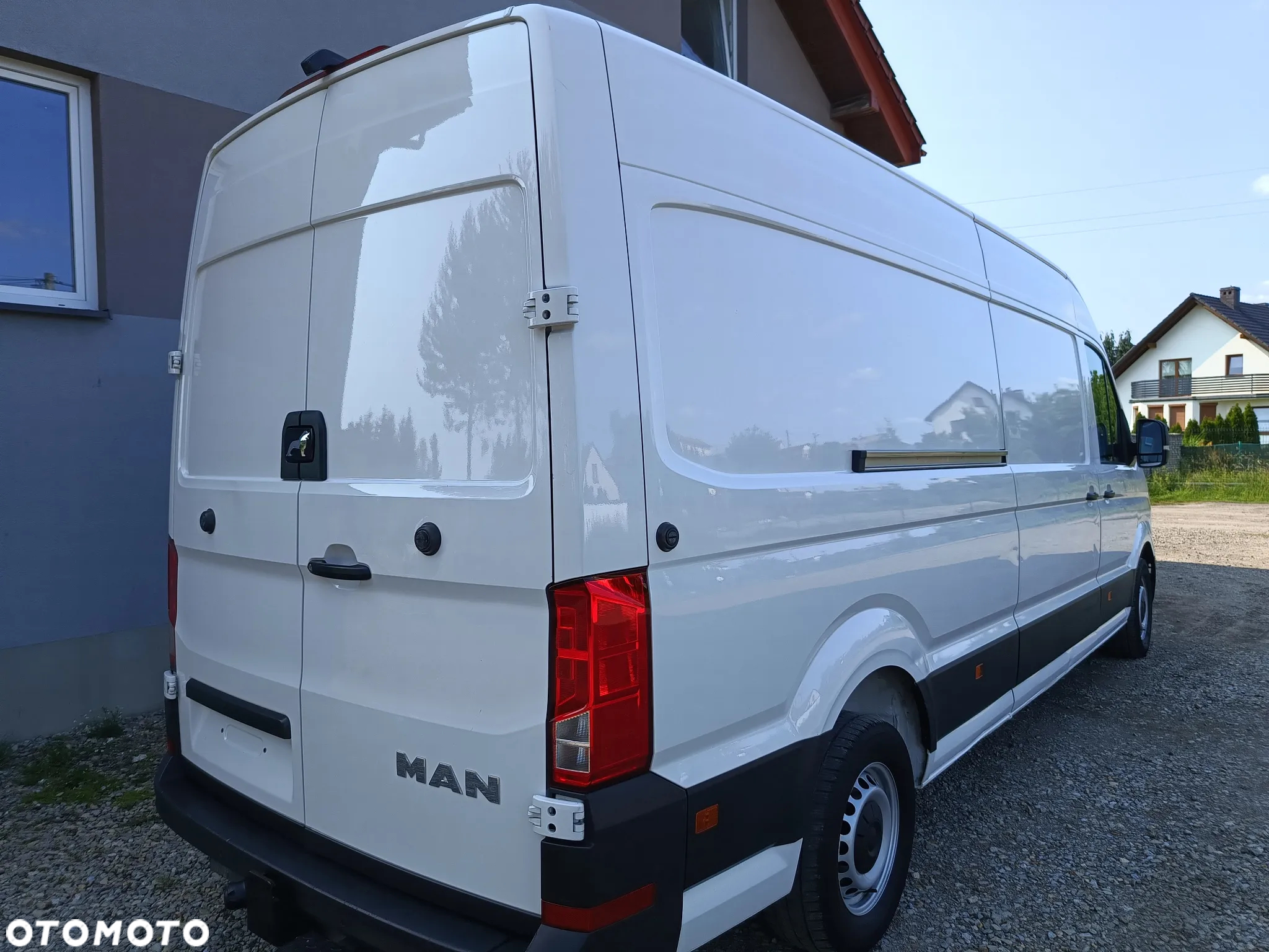 Volkswagen Crafter 3.180 Automat Długi - 5