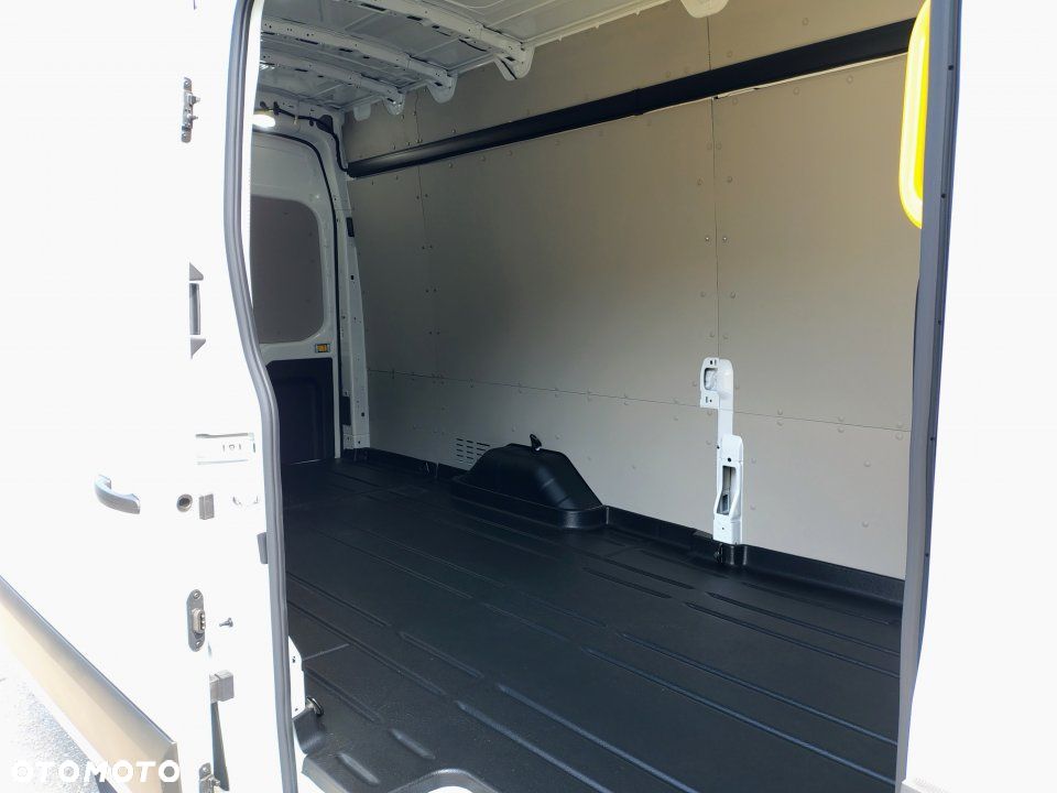 Ford Nowy Transit - 11