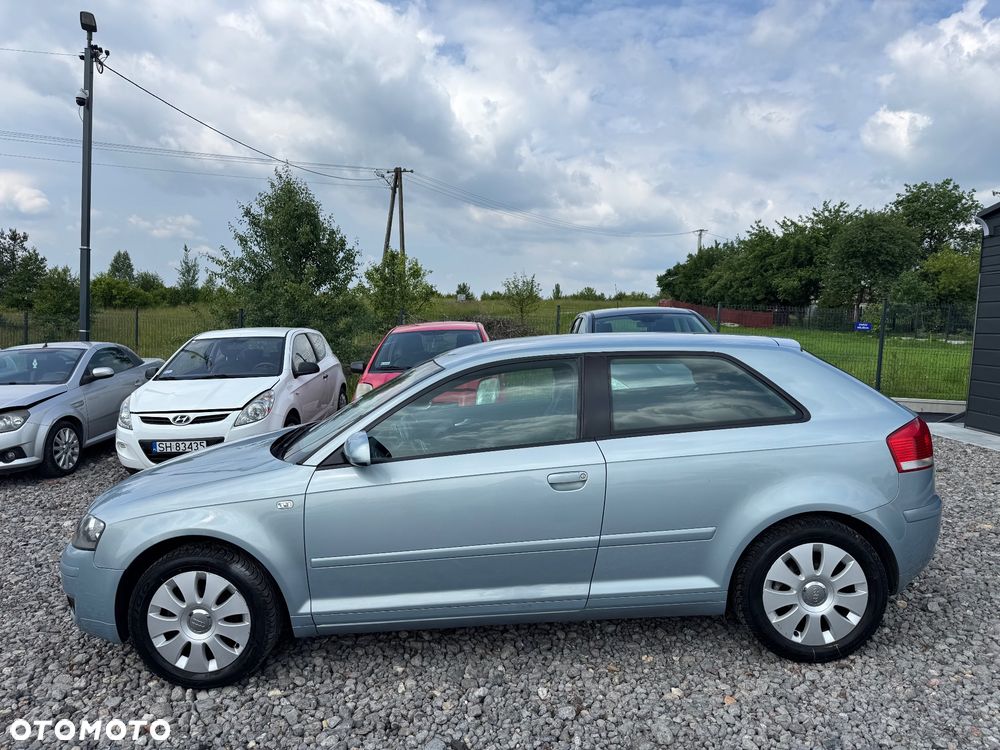Audi A3 3-drzwiowe 1.6 Ambition - 3