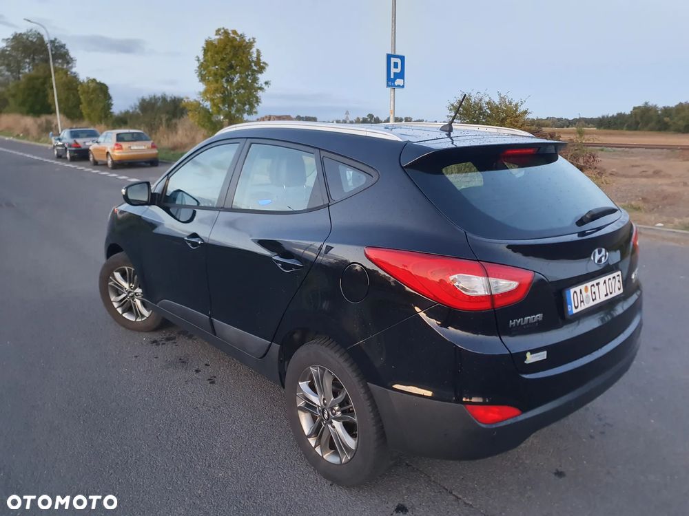 Hyundai ix35 1.7 CRDi 2WD Fifa World Cup Edition - 12