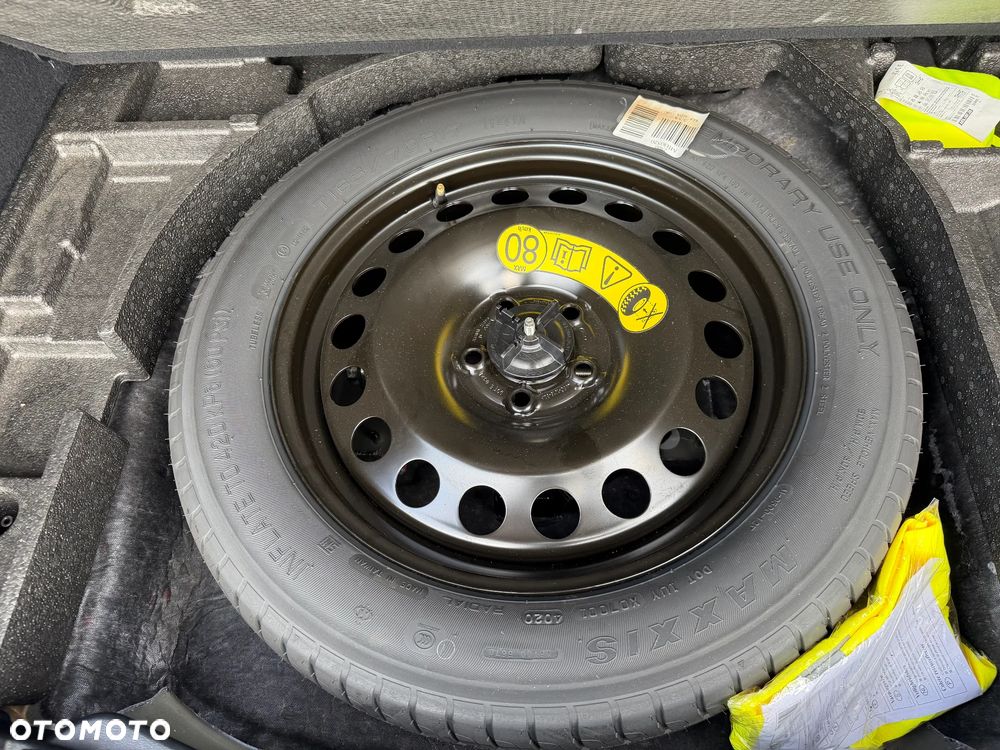 Ford Kuga 1.5 EcoBoost FWD ST-Line - 33