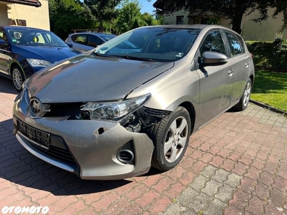 Toyota Auris 1.33 Dual-VVT-i - 3