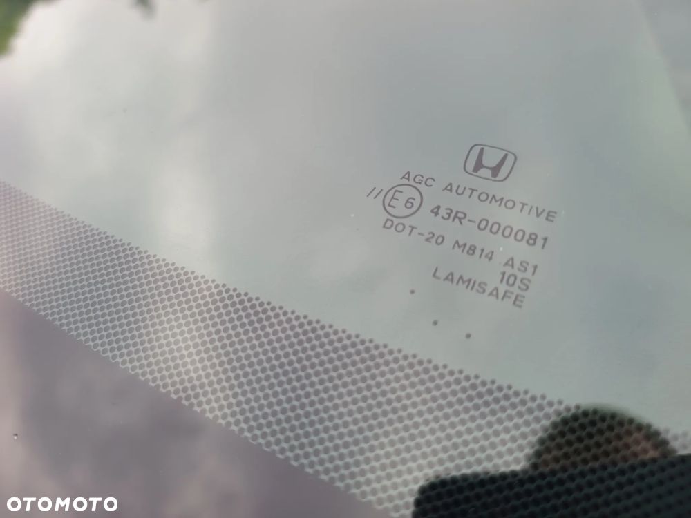 Honda Accord 2.0 Executive - 28