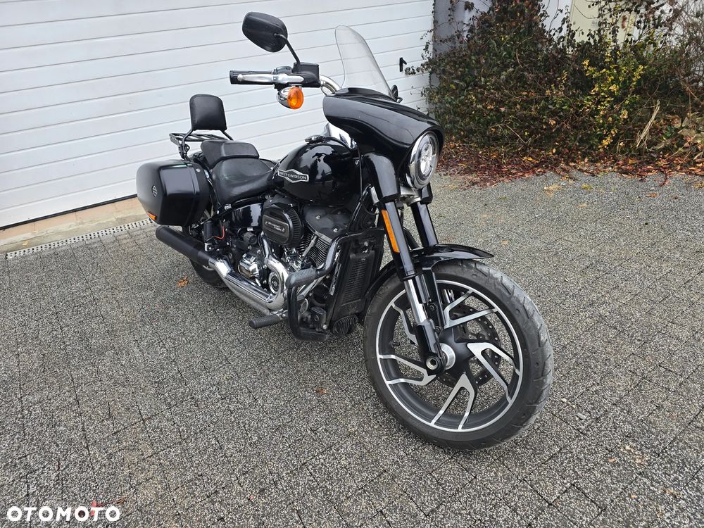 Harley-Davidson Softail Sport Glide - 1