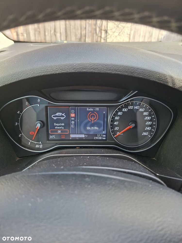 Ford S-Max 2.0 TDCi DPF Titanium - 17