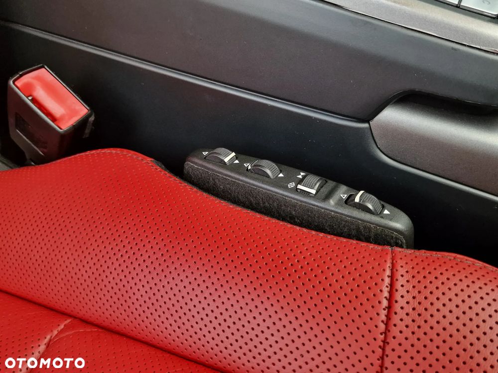 Mercedes-Benz Klasa G 63 AMG AMG SPEEDSHIFT 7G-TRONIC - 16