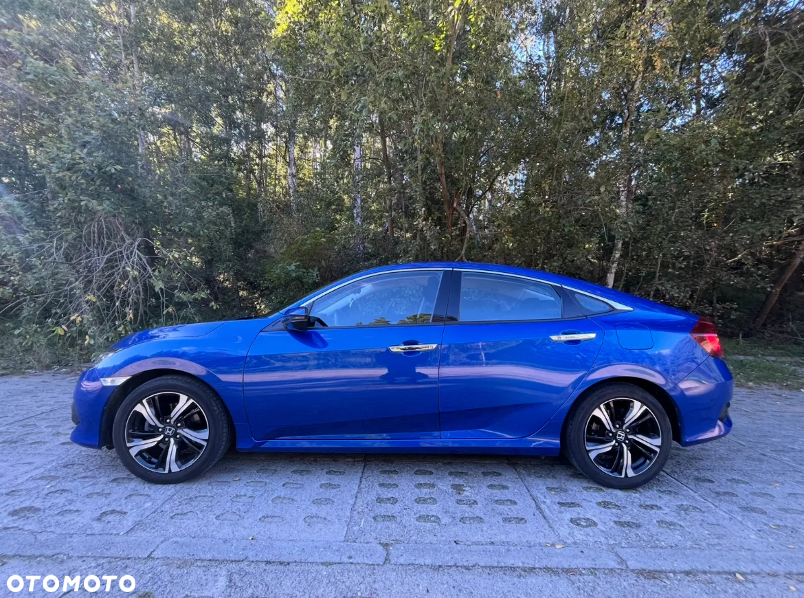 Honda Civic 1.5 T Elegance - 3