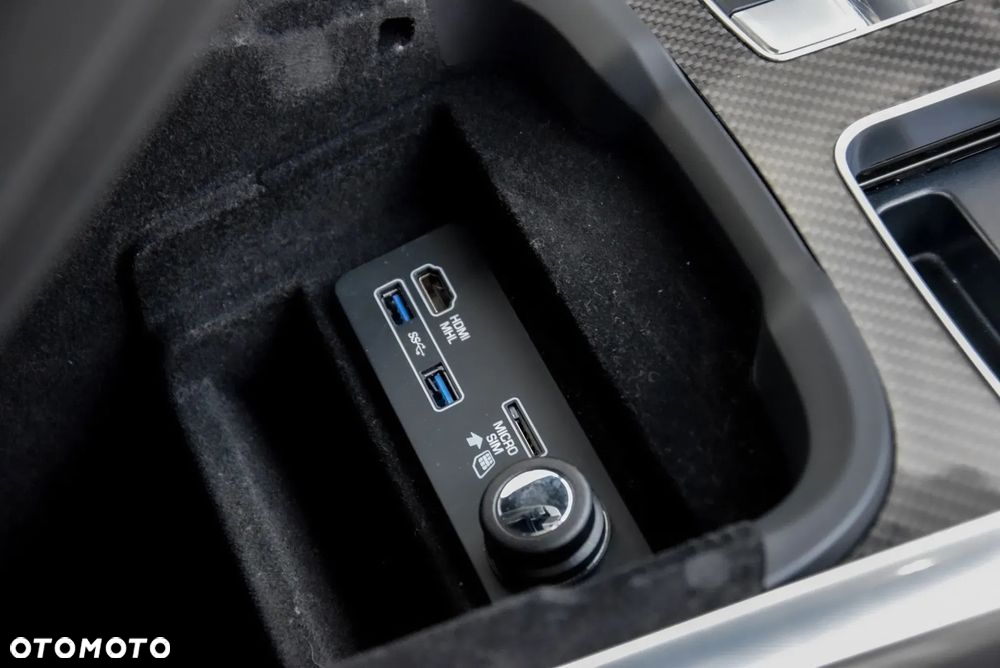 Land Rover Range Rover Sport - 26
