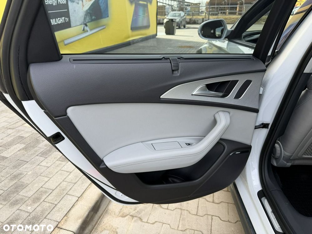 Audi A6 Allroad - 31