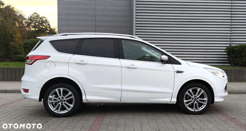 Ford Kuga 2.0 TDCi Individual MPS6 - 23