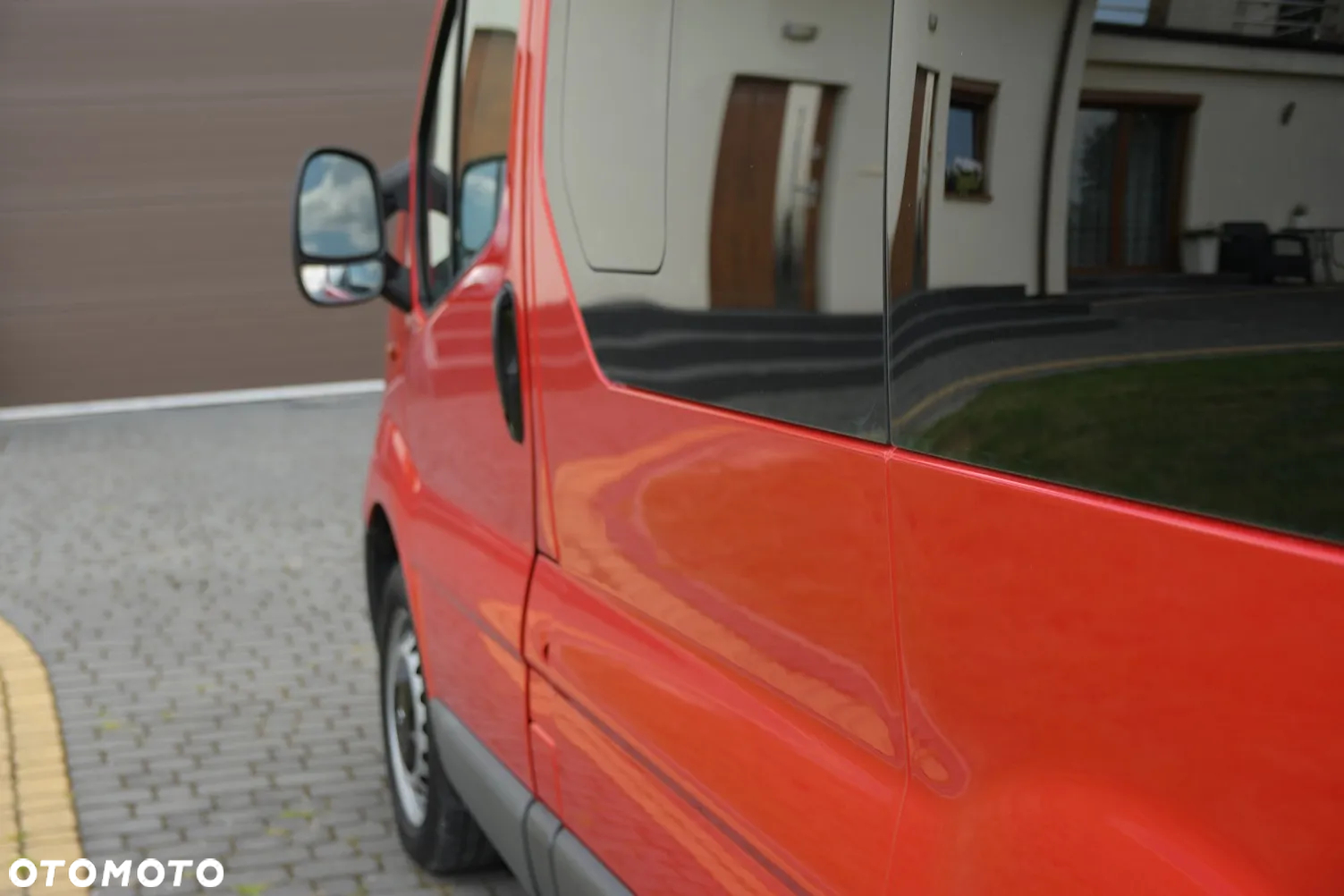 Renault Trafic - 16