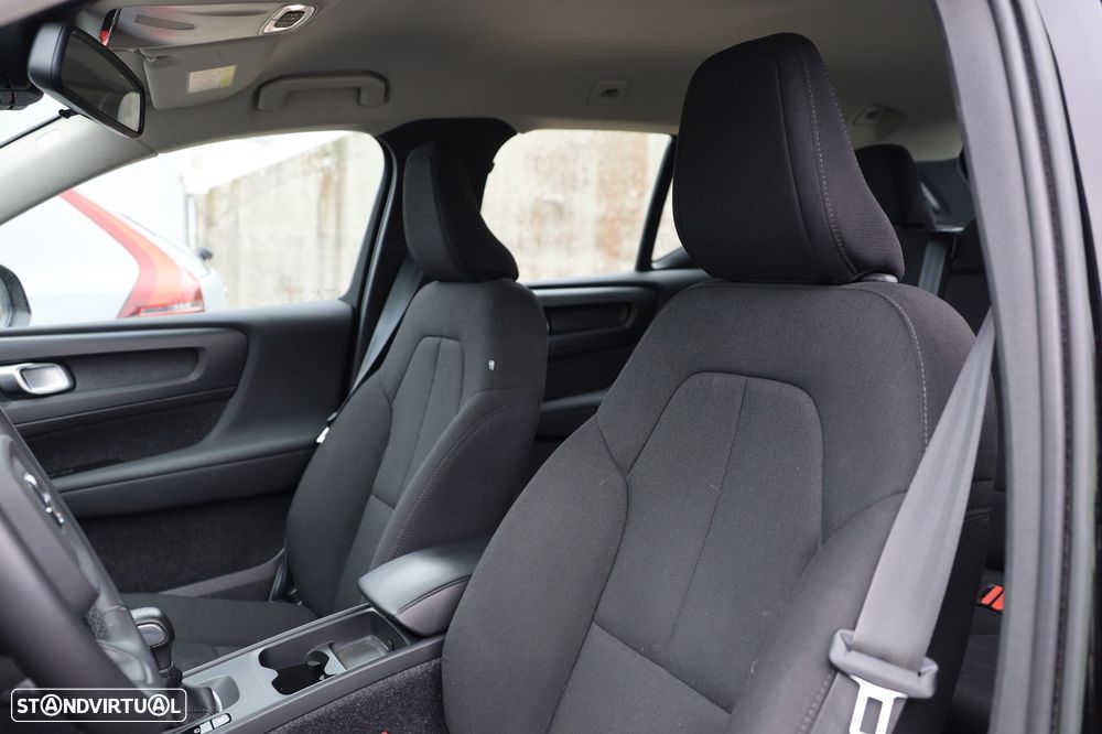 Volvo XC 40 1.5 T2 Momentum Core - 6