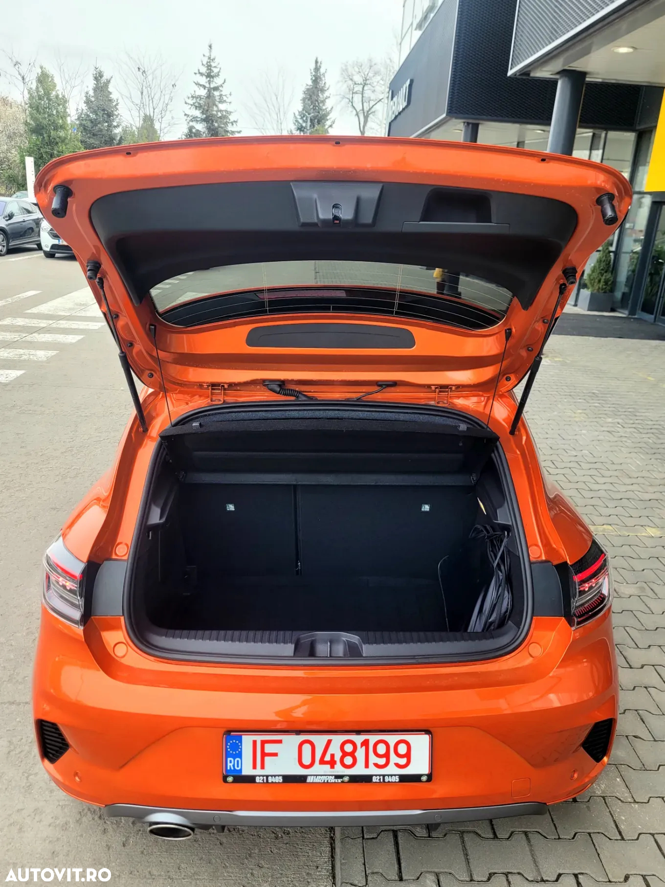 Renault Clio V TCe 90 Esprit Alpine - 11