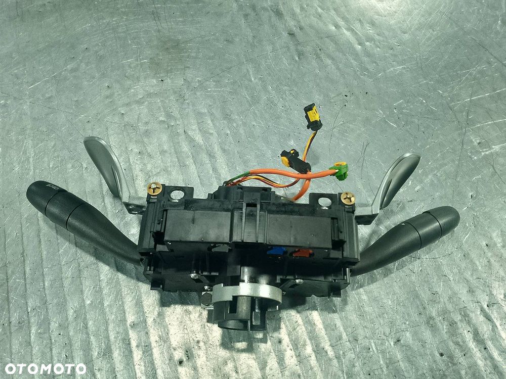 PRZEŁĄCZNIK ZESPOLONY CITROEN C3 PRURIEL 96488236XT  1.6 16V - 9