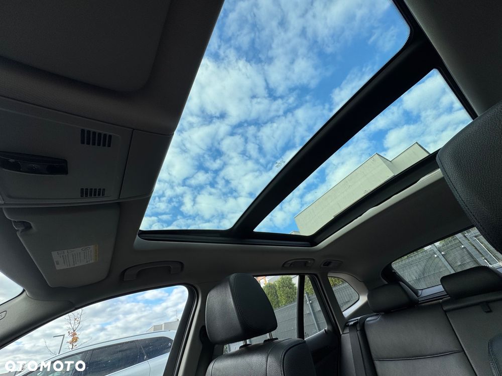 BMW X1 sDrive20d - 20