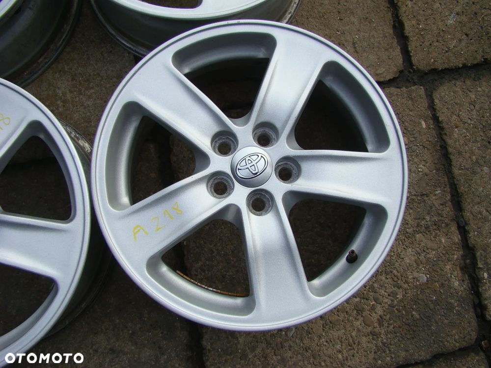 a218 5x100 Toyota Yaris XP 210 Urban Cruiser Verso S Prius Avensis T250 T220 6,5jx16 - 5
