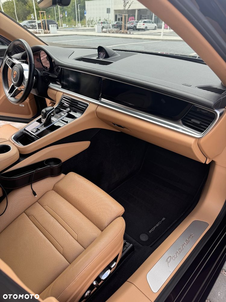 Porsche Panamera Standard - 14