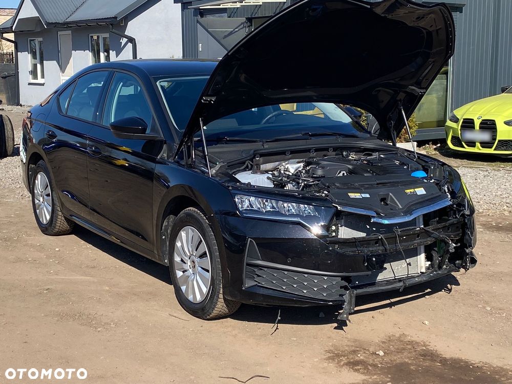 Skoda Octavia 1.5 TSI Essence - 9