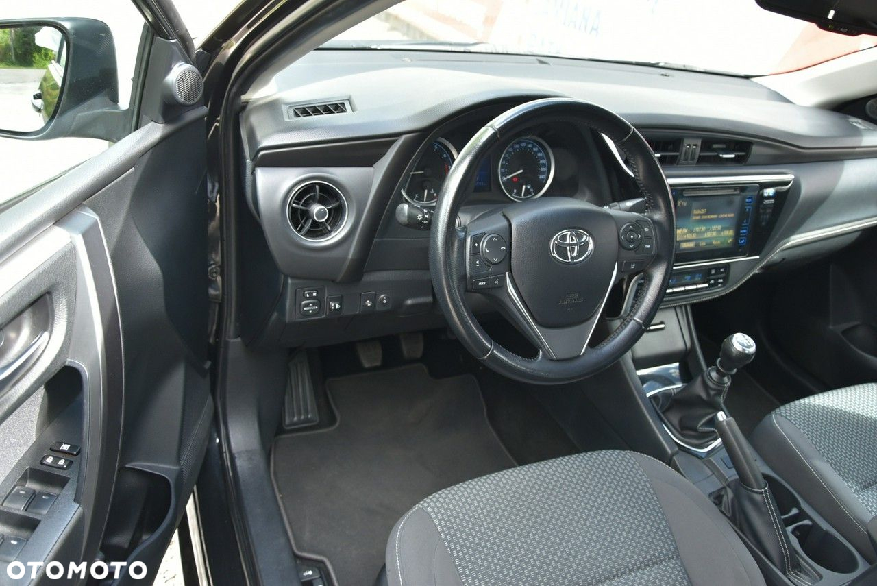 Toyota Corolla 1.6 Comfort - 14