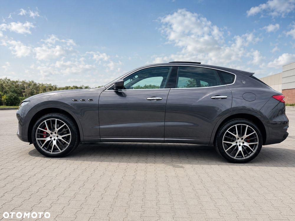 Maserati Levante - 5