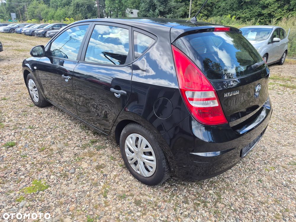 Hyundai i30 1.6 CRDi Blue Classic - 4