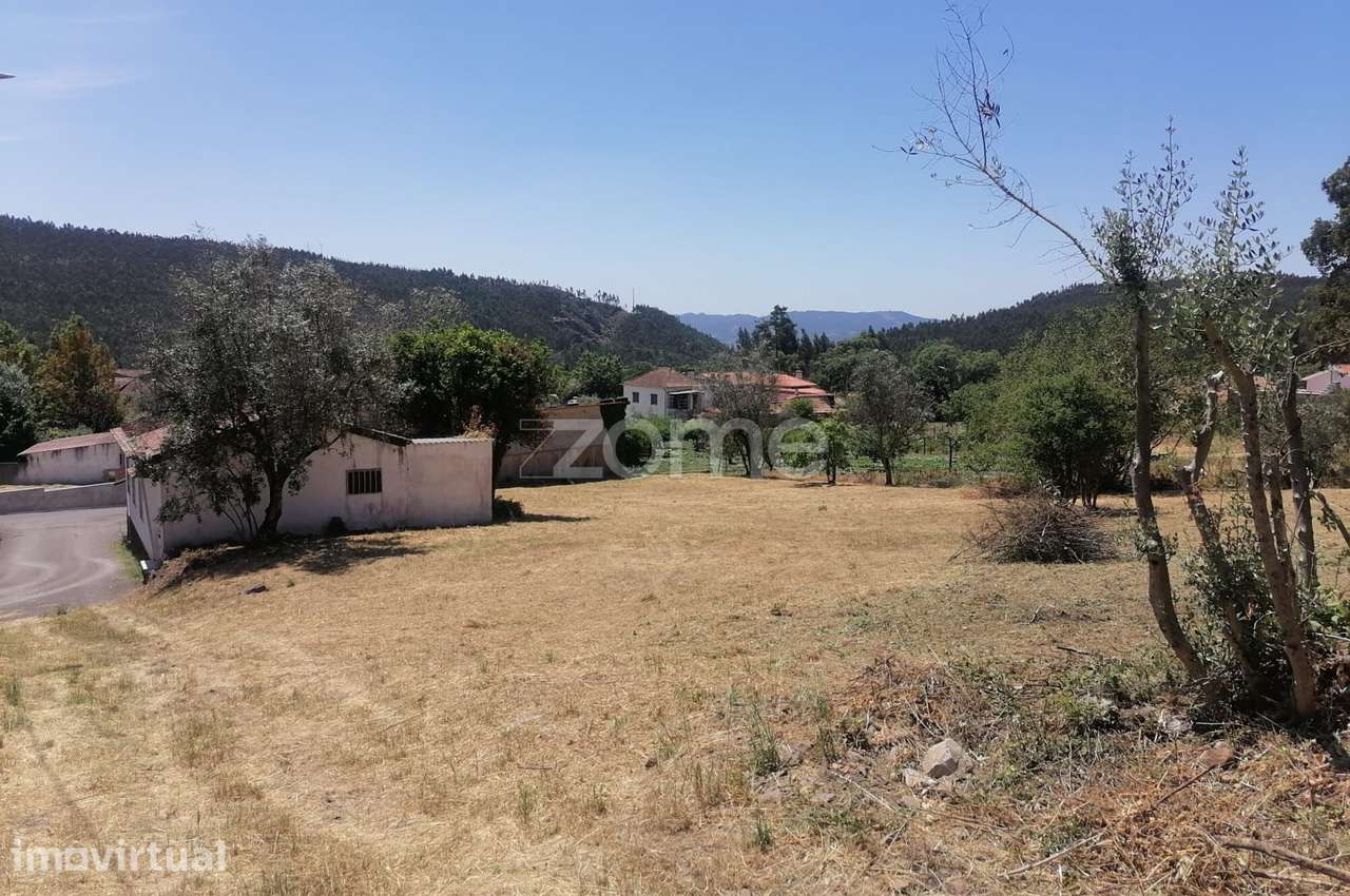Ruína com 3.355 m² de Terreno Urbanizável junto às Piscinas da Frag... - Grande imagem: 5/18