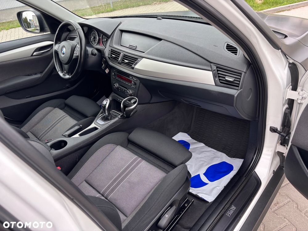 BMW X1 xDrive28i Sport Line - 20