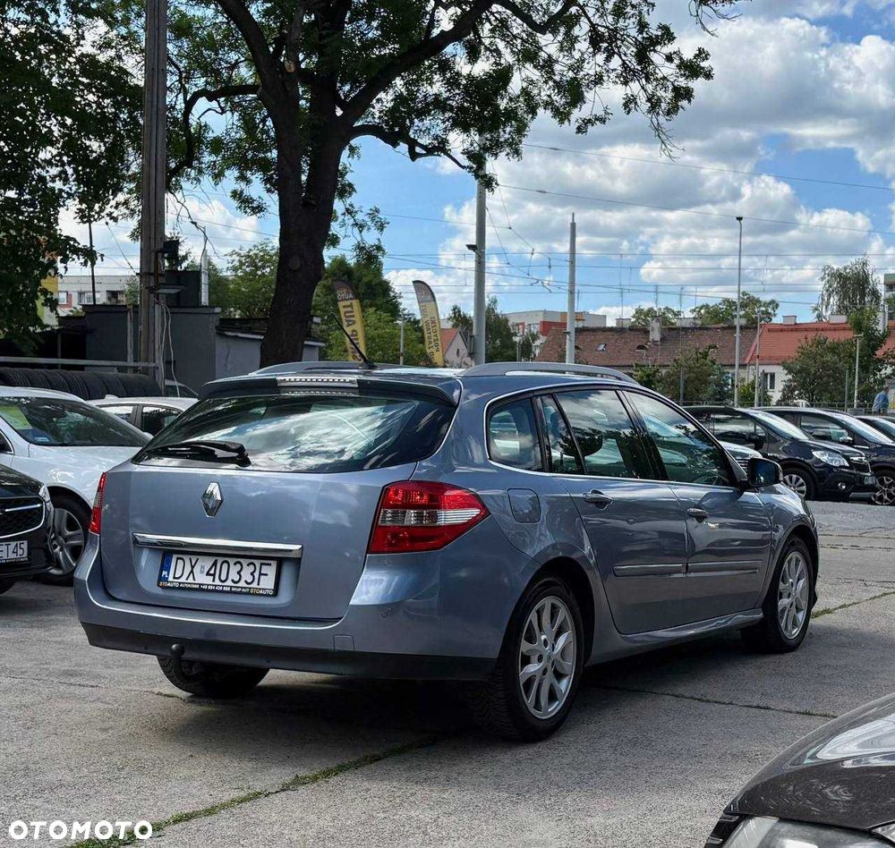 Renault Laguna - 4