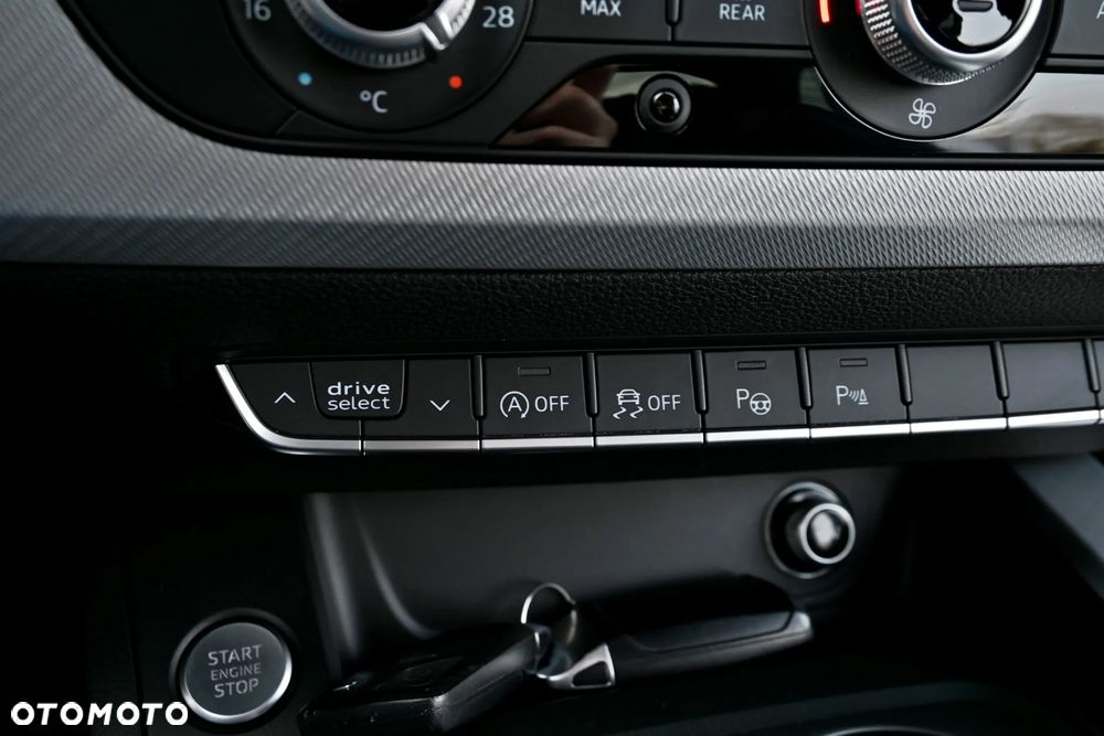 Audi A4 Avant 2.0 TDI Quattro Sport - 35