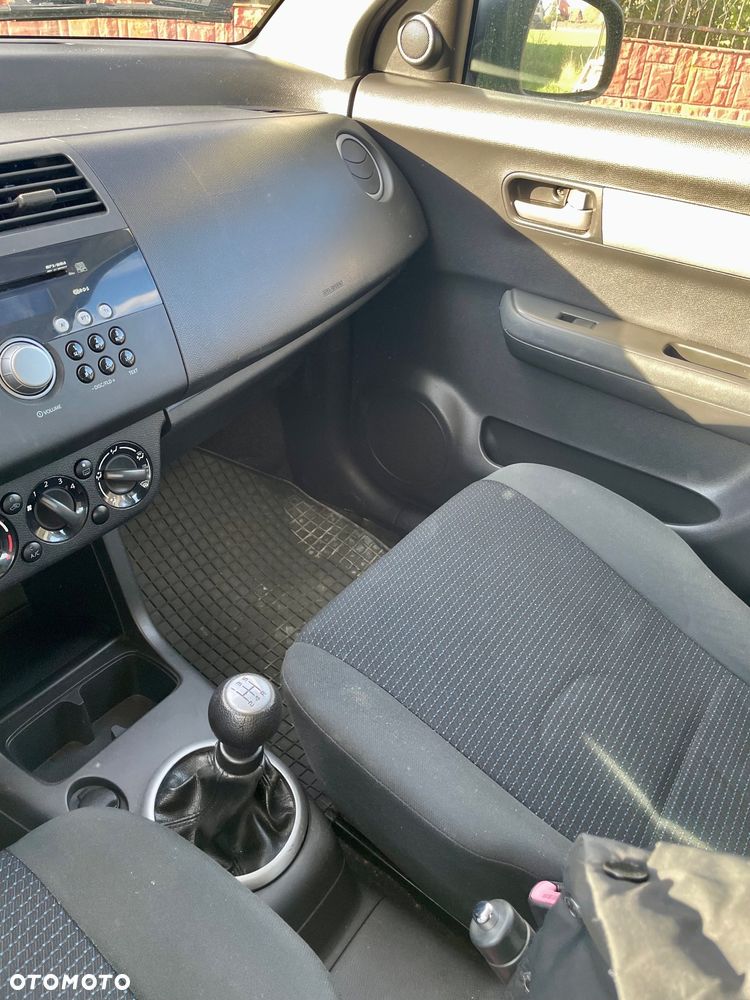 Suzuki Swift 1.3 DDiS GLX / Comfort - 12