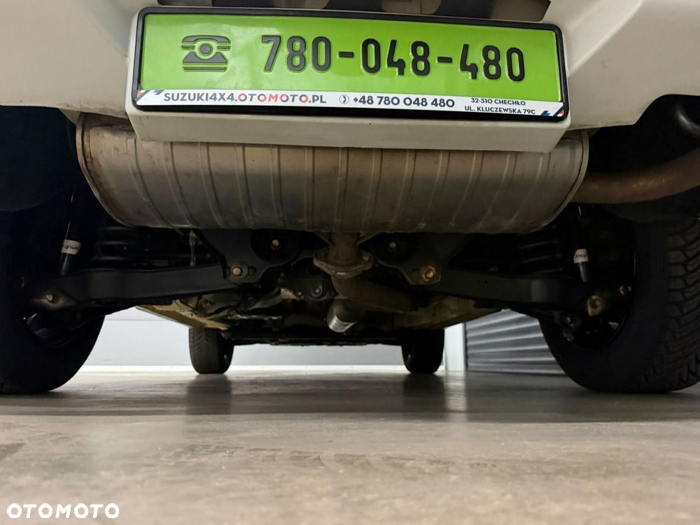 Suzuki Grand Vitara - 38