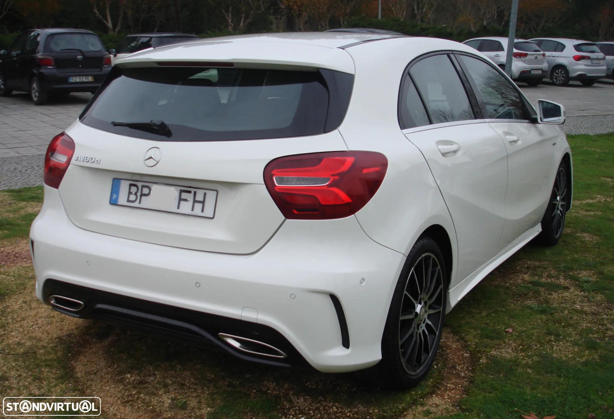 Mercedes-Benz A 180 d AMG Line - 38