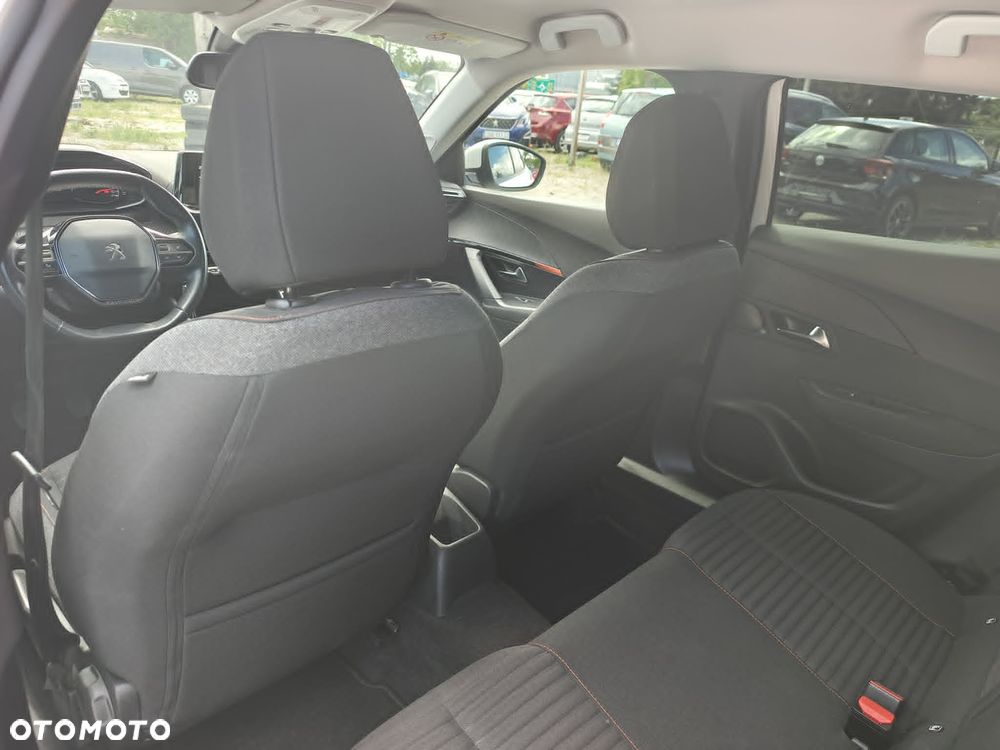Peugeot 2008 BlueHDi 100 Active - 22