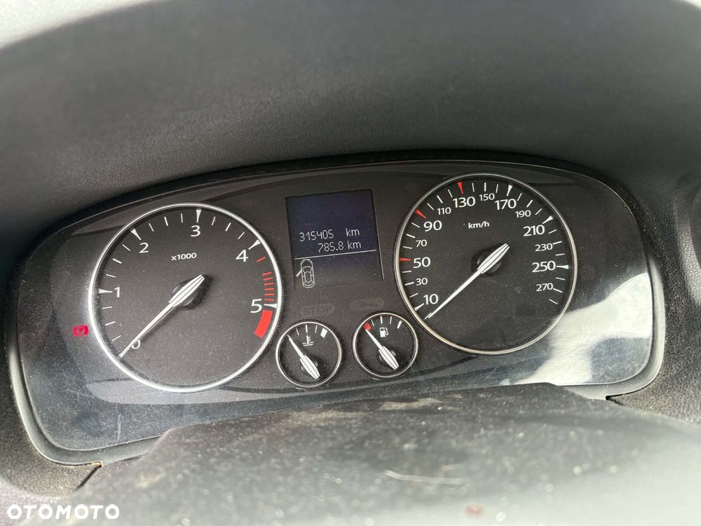Renault Laguna - 11