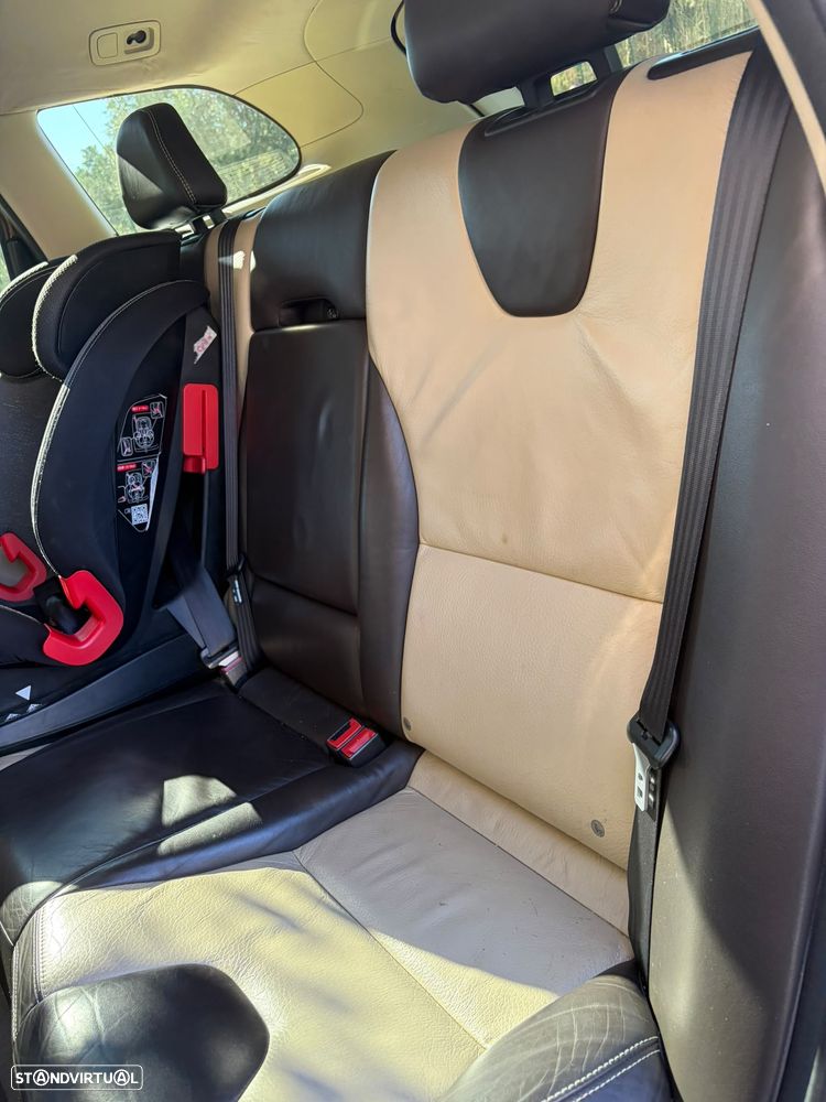 Volvo XC 60 2.0 D3 Drive - 15