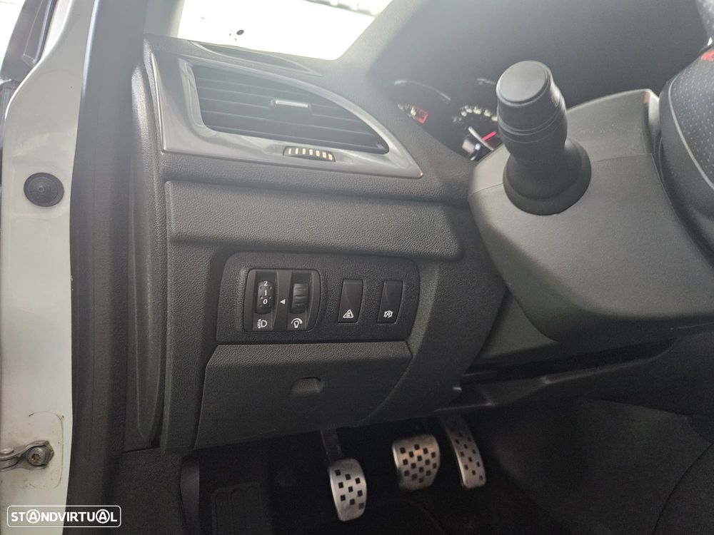 Renault Mégane Coupe ENERGY TCe 115 Start & Stop GT Line - 14