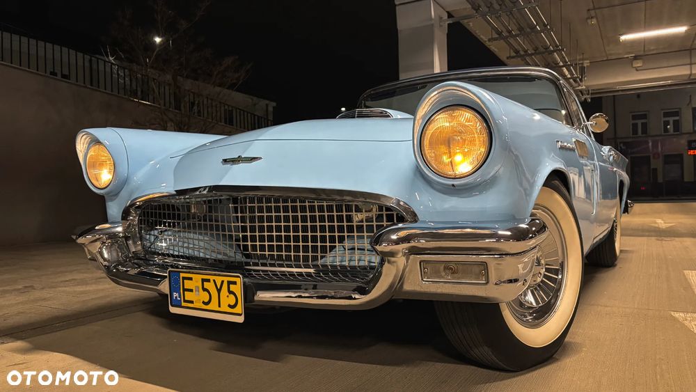 Ford Thunderbird - 3