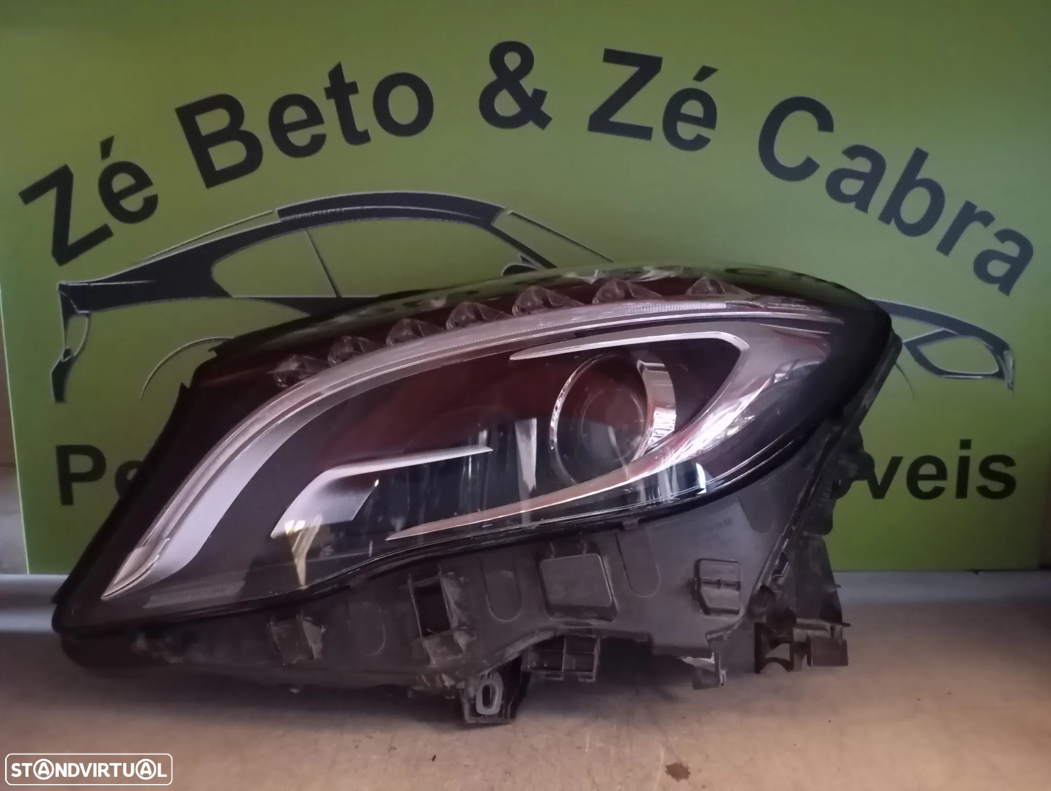 MERCEDES GLA W156 FAROL BI-XENON ESQUERDO - FF559 - 4